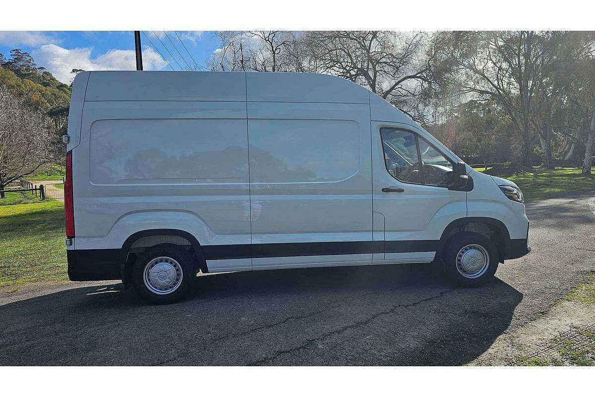 2025 LDV Deliver 9 LWB