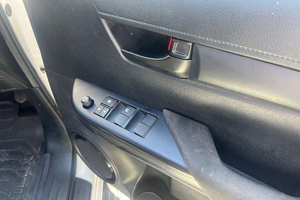 2022 Toyota Hilux SR GUN126R 4X4