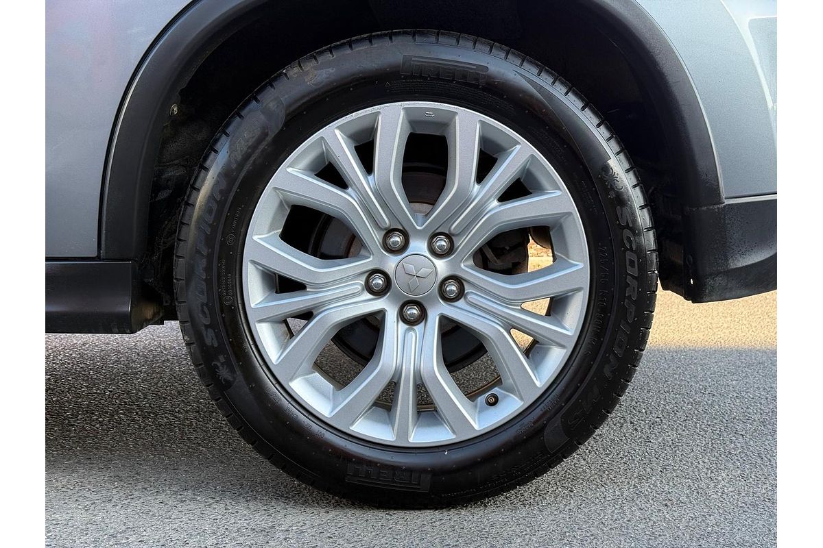 2019 Mitsubishi ASX ES XD