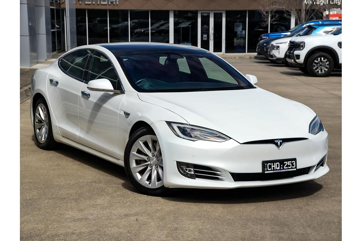 2017 Tesla Model S 90D