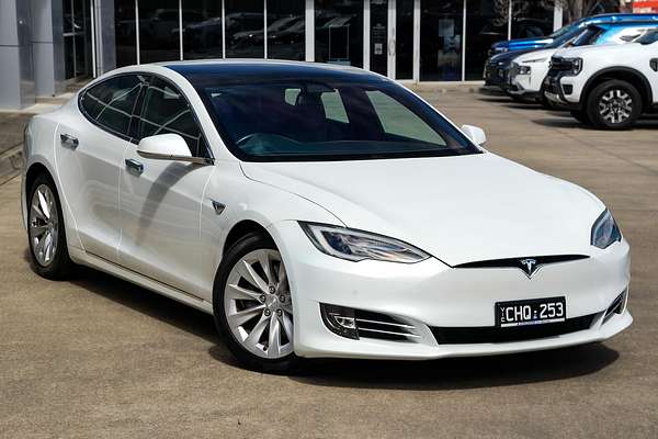 2017 Tesla Model S 90D