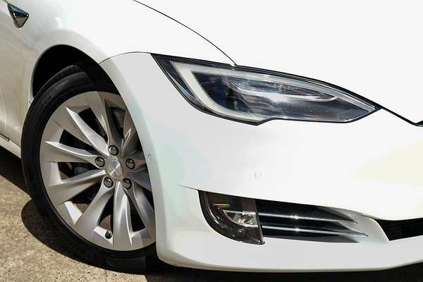 2017 Tesla Model S 90D