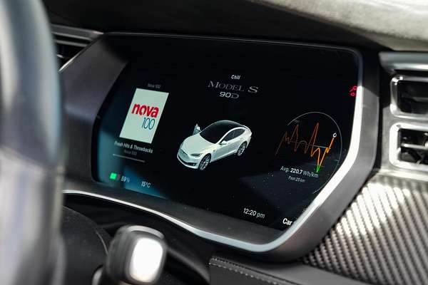 2017 Tesla Model S 90D