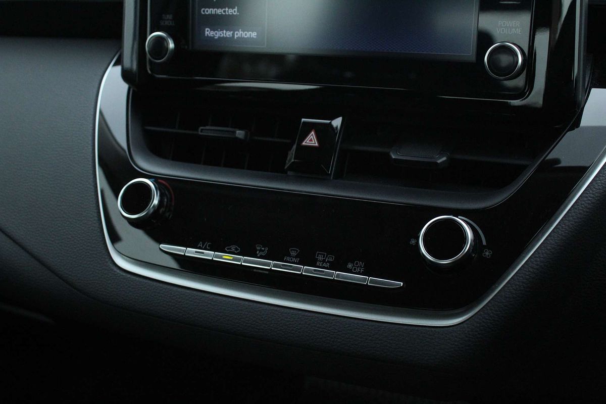 2020 Toyota Corolla Ascent Sport MZEA12R