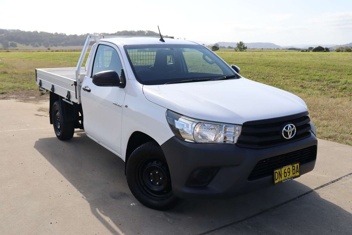 2016 Toyota Hilux WORKMATE GUN122R REAR WHEEL DRIVE