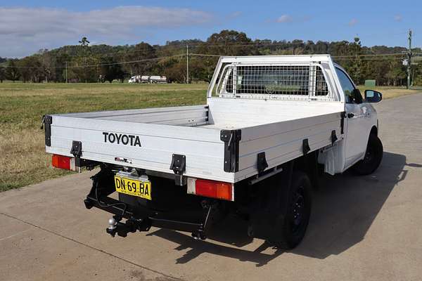 2016 Toyota Hilux WORKMATE GUN122R REAR WHEEL DRIVE