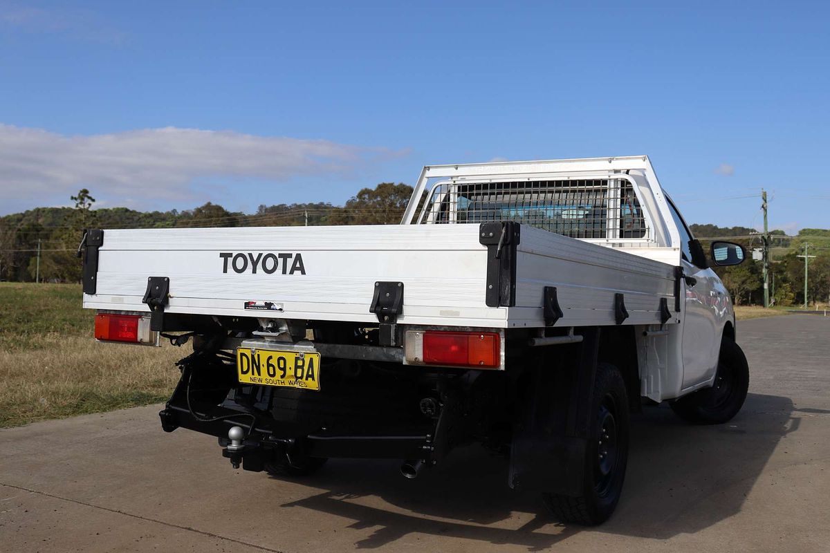 2016 Toyota Hilux WORKMATE GUN122R REAR WHEEL DRIVE