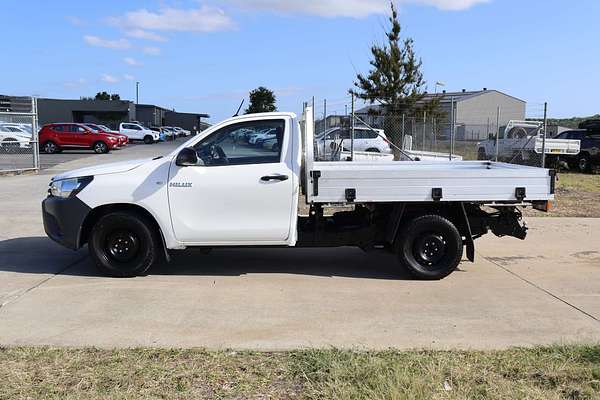 2016 Toyota Hilux WORKMATE GUN122R REAR WHEEL DRIVE