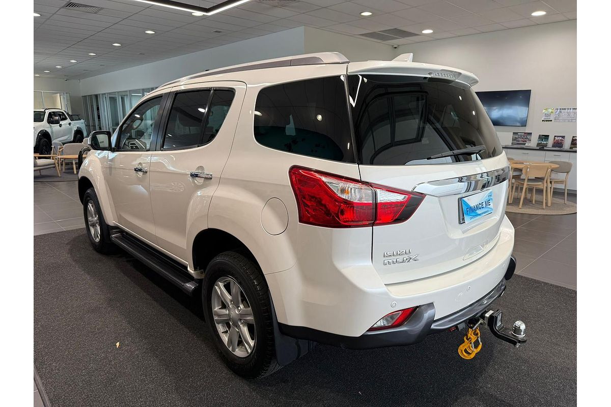 2016 Isuzu MU-X LS-T