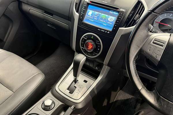 2016 Isuzu MU-X LS-T