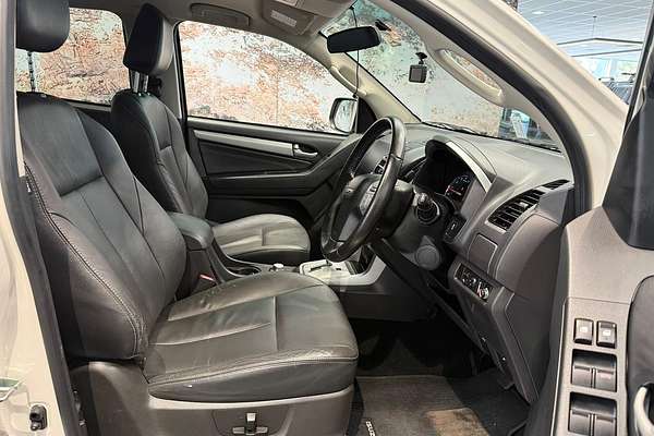 2016 Isuzu MU-X LS-T