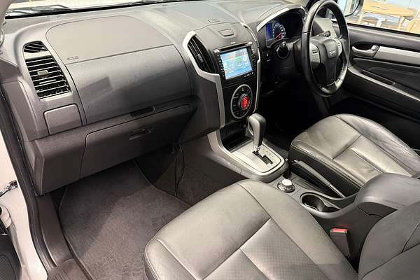 2016 Isuzu MU-X LS-T