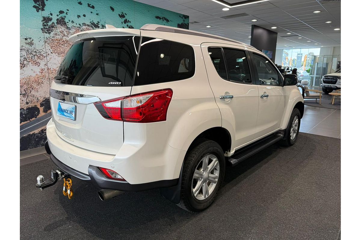 2016 Isuzu MU-X LS-T