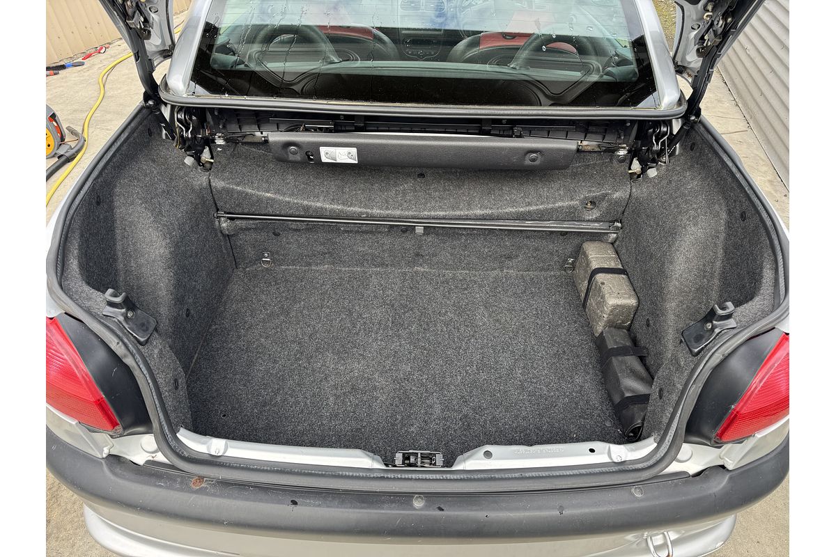 2004 Peugeot 206 1.6 CPE CAB 2DR AP