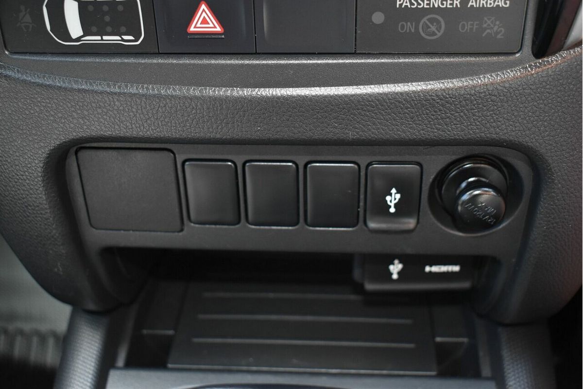 2017 Mitsubishi Triton GLX MQ 4X4