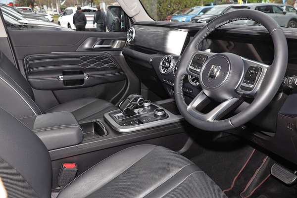 2023 GWM Tank 300 Ultra Hybrid P01