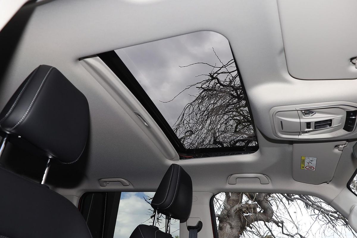 2023 GWM Tank 300 Ultra Hybrid P01