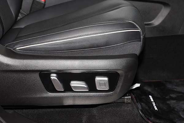 2023 GWM Tank 300 Ultra Hybrid P01