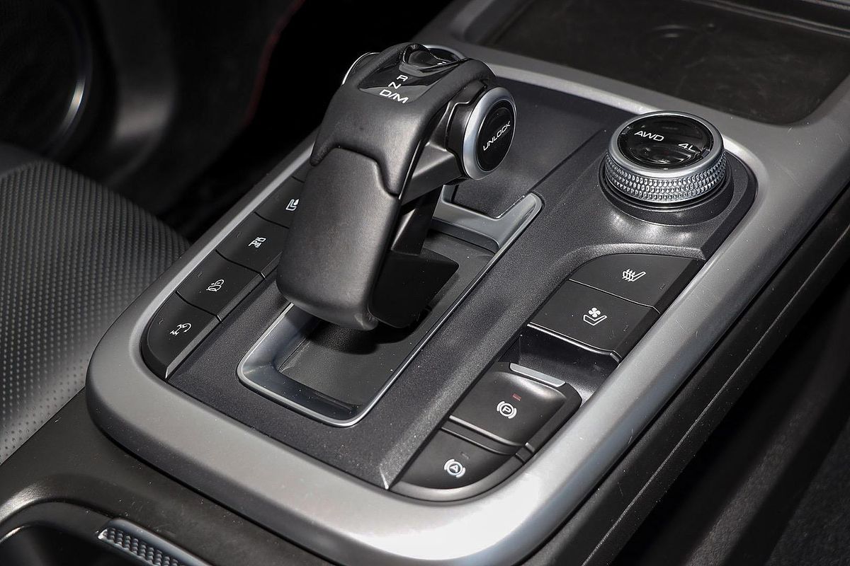 2023 GWM Tank 300 Ultra Hybrid P01