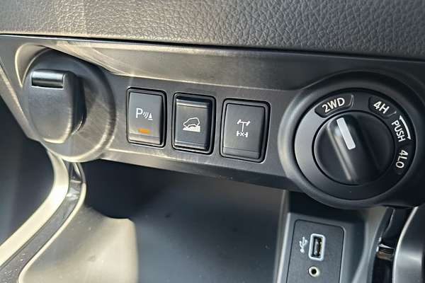 2020 Nissan Navara N-TREK Warrior D23 Series 4 4X4