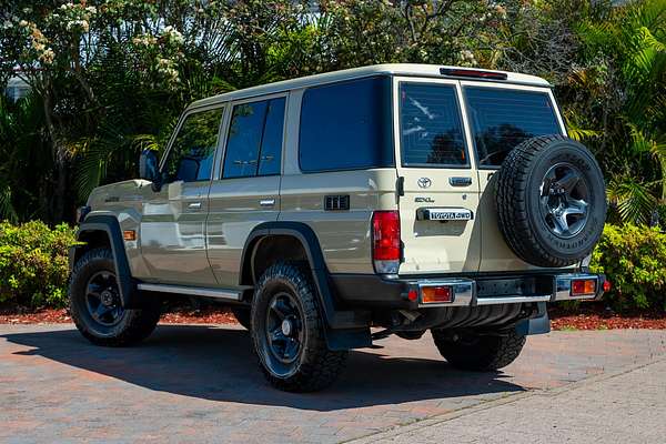 2024 Toyota Landcruiser GXL GDJL76R