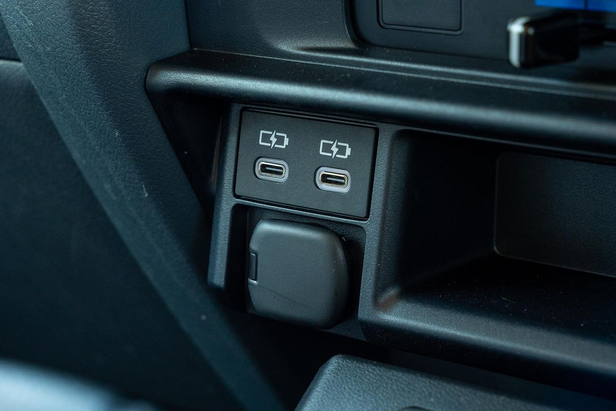 2024 Toyota Landcruiser GXL GDJL76R