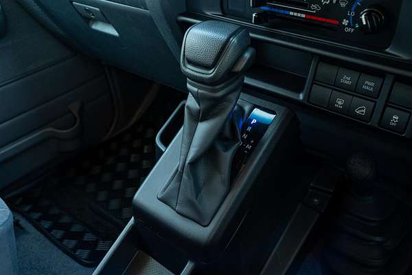 2024 Toyota Landcruiser GXL GDJL76R