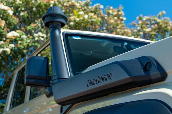 2024 Toyota Landcruiser GXL GDJL76R