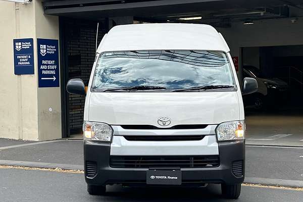2017 Toyota Hiace Commuter KDH223R ELWB High Roof