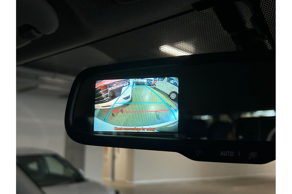 2017 Toyota Hiace Commuter KDH223R ELWB High Roof