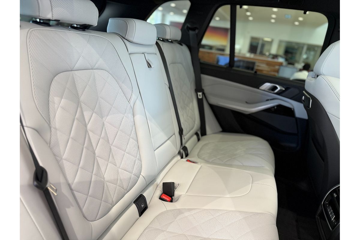 2024 BMW X5 xDrive30d M Sport G05 LCI