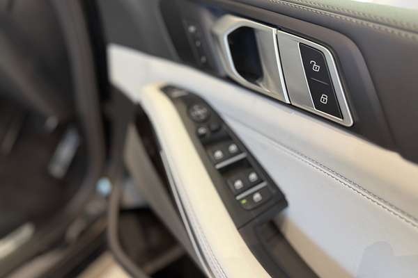 2024 BMW X5 xDrive30d M Sport G05 LCI