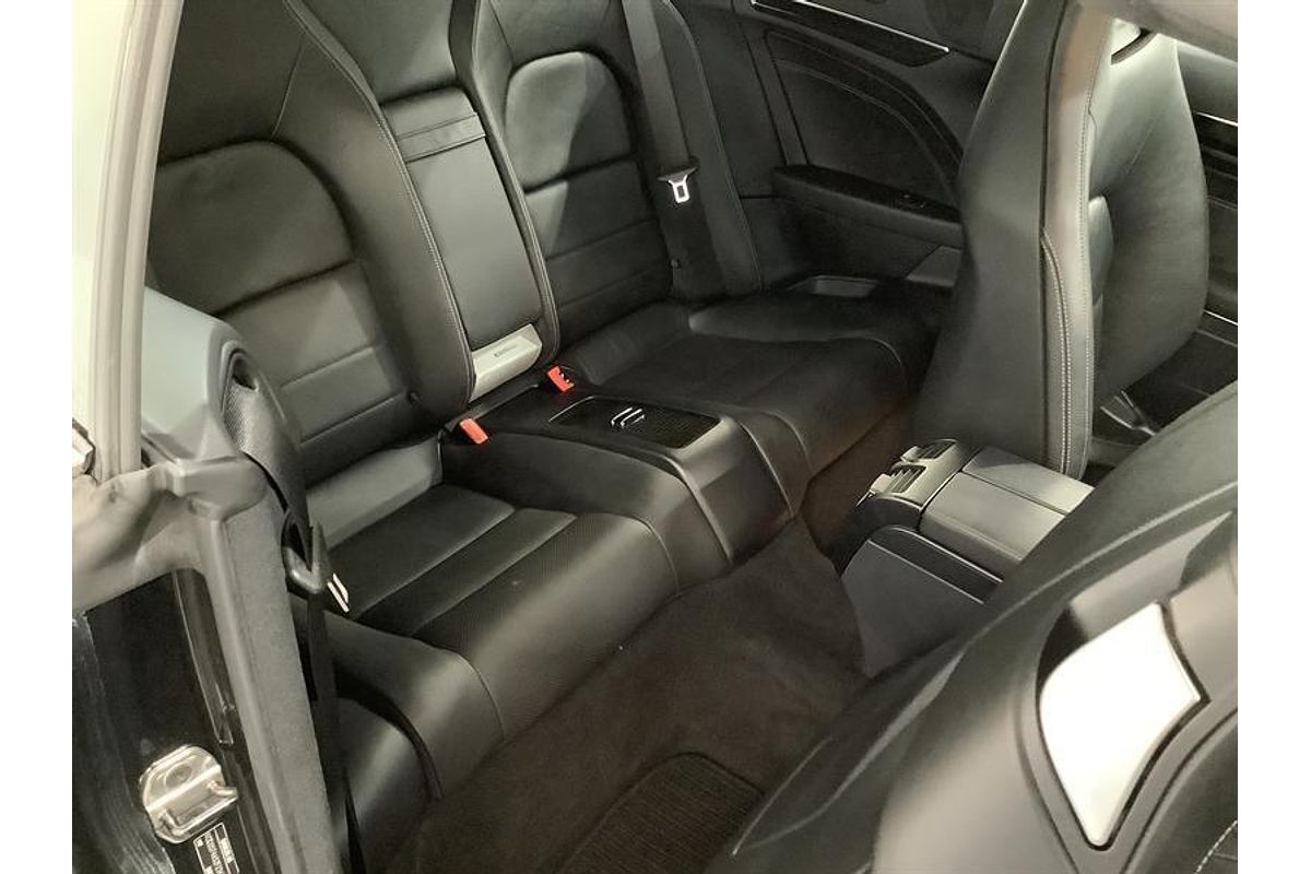 2013 Mercedes-Benz E-Class E400 A207