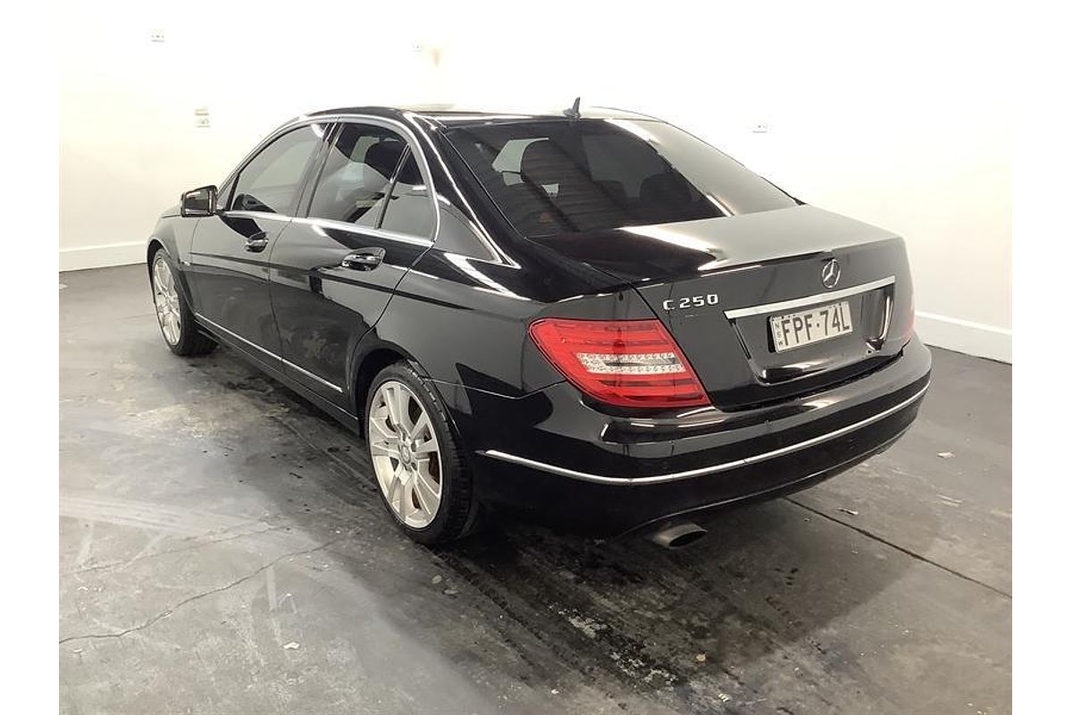 2012 Mercedes-Benz C-Class C250 BlueEFFICIENCY Avantgarde W204