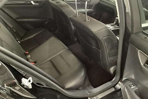 2012 Mercedes-Benz C-Class C250 BlueEFFICIENCY Avantgarde W204