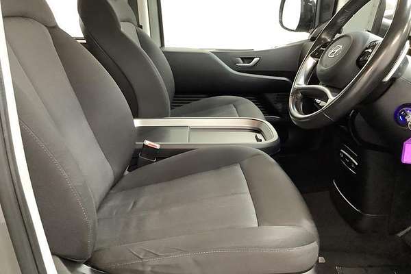 2021 Hyundai STARIA US4.V1