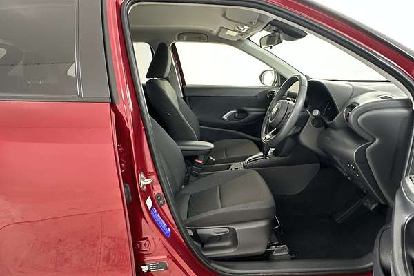 2024 Toyota Yaris Cross GXL MXPJ10R