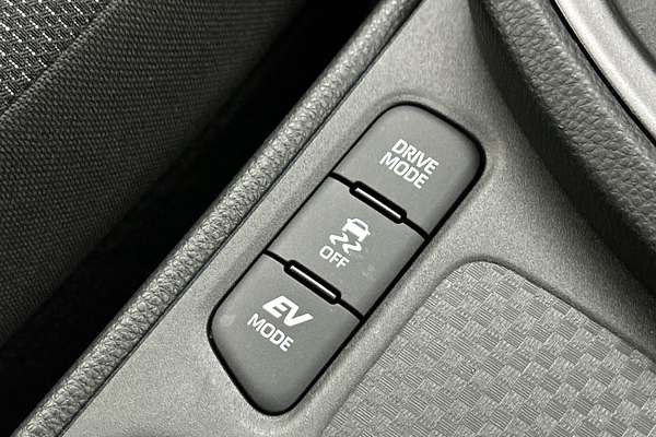 2024 Toyota Yaris Cross GXL MXPJ10R