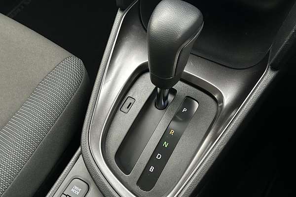 2024 Toyota Yaris Cross GXL MXPJ10R