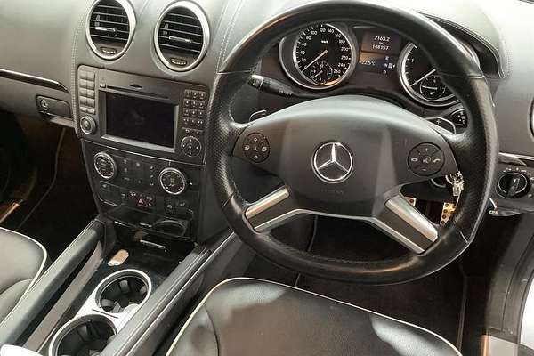 2011 Mercedes-Benz M-Class ML300 CDI BlueEFFICIENCY W164