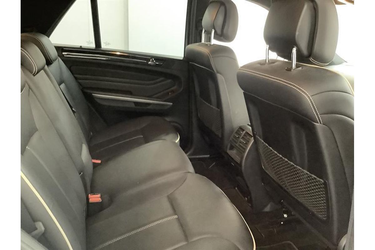 2011 Mercedes-Benz M-Class ML300 CDI BlueEFFICIENCY W164