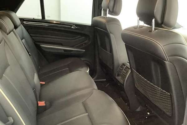 2011 Mercedes-Benz M-Class ML300 CDI BlueEFFICIENCY W164