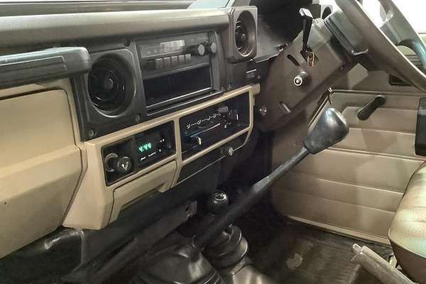 1989 Toyota Landcruiser FJ75RP 4X4