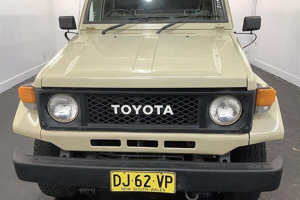 1989 Toyota Landcruiser FJ75RP 4X4