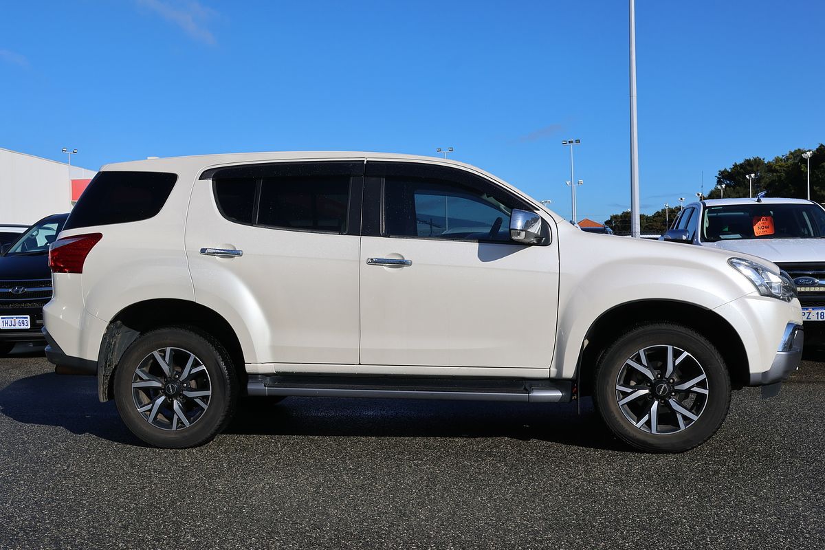 2020 Isuzu MU-X LS-U