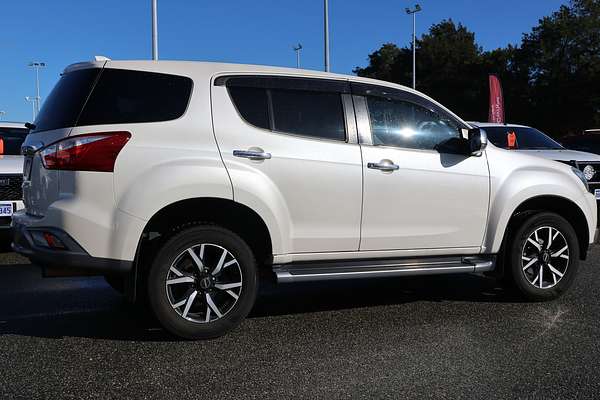2020 Isuzu MU-X LS-U