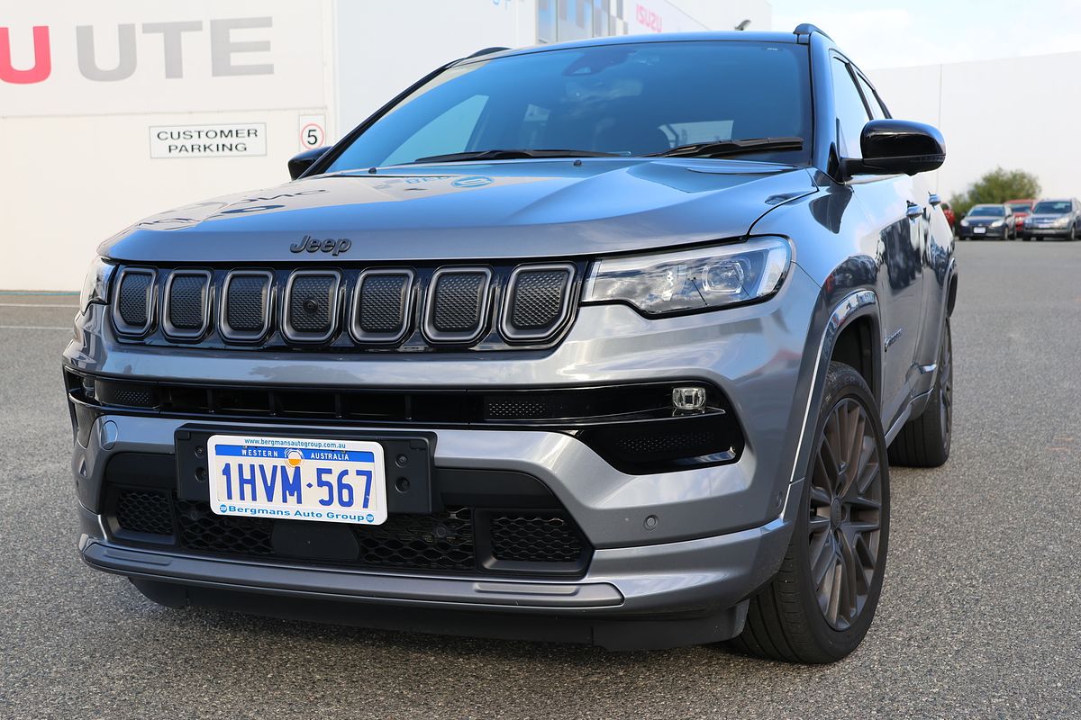 2023 Jeep Compass S-Limited M6