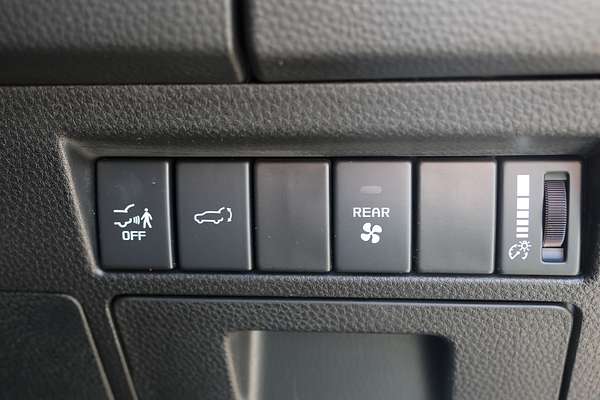 2024 Isuzu MU-X LS-U