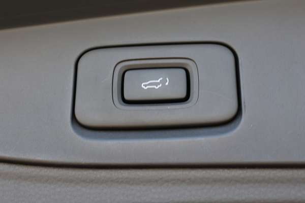 2024 Isuzu MU-X LS-U