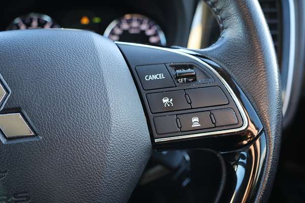 2018 Mitsubishi Outlander ES ADAS ZL